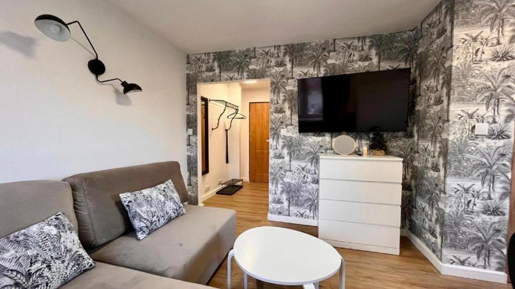 Apartamenty Izerskie Gorska 8 - Blisko Park I Dom Zdrojowy Oraz Wyjscie Na Sky Walk Swieradow-Zdroj Bagian luar foto