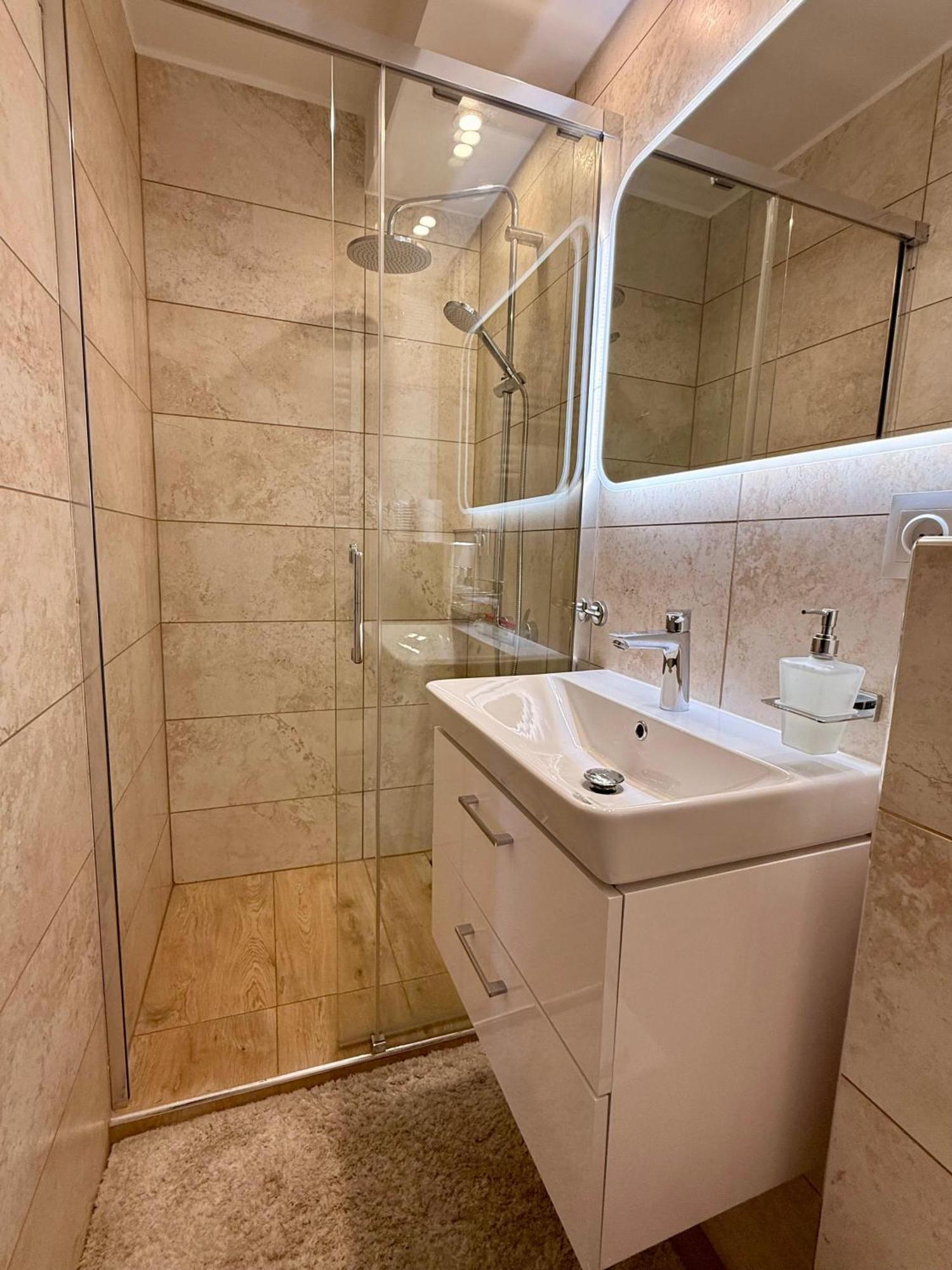 Apartamenty Izerskie Gorska 8 - Blisko Park I Dom Zdrojowy Oraz Wyjscie Na Sky Walk Swieradow-Zdroj Bagian luar foto